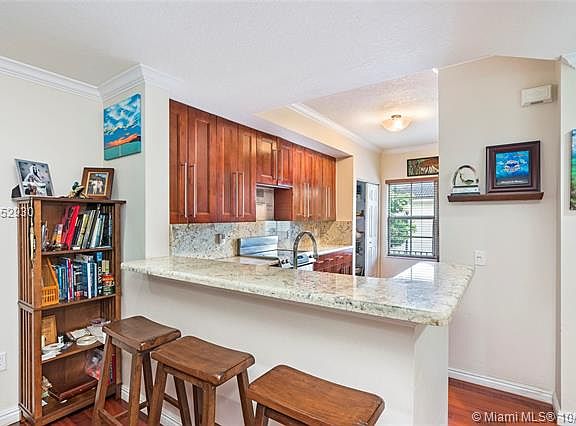 4th image of 754 NE 90th St Unit 704