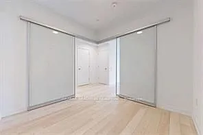 39 Roehampton Ave E #2310 — Photo 17