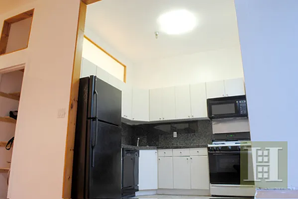 Rented by Halstead Real Estate | media 16