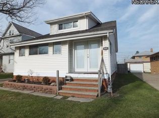 5608 Snow Rd, Parma, OH 44129