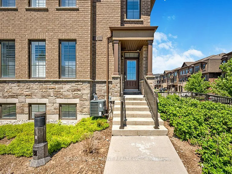 445 Ontario St N #134 — Photo 3