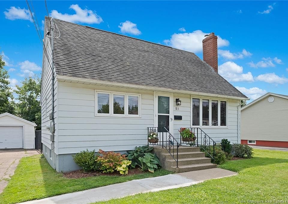 1st image of 51 Ellerdale Ave