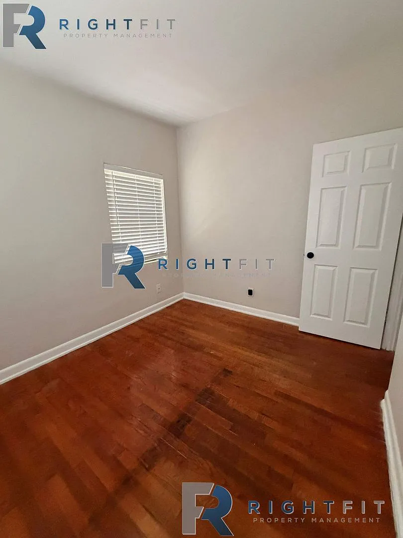 Newly Renovated Home in Jacksonville — Photo 2