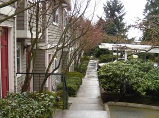 7029 210th St SW APT A, Lynnwood, WA 98036