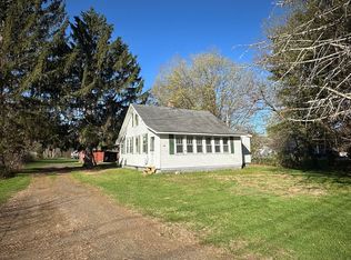 150 Ferry St, South Hadley, MA 01075