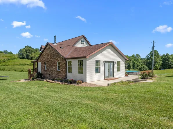 2545 Nebo Rd, Patriot, OH 45658