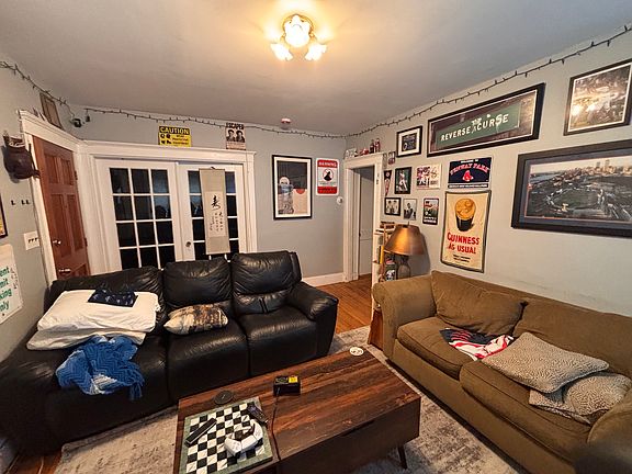 2nd image of 9 Greylock Rd APT 1