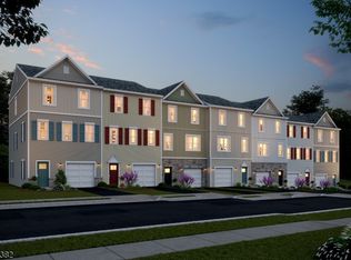 19 Rechsteiner Way #805, Wharton, NJ 07885