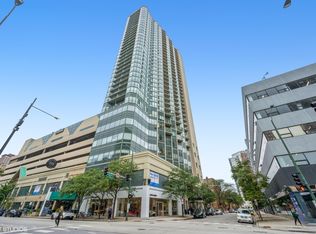 111 W Maple St APT 1412, Chicago, IL 60610