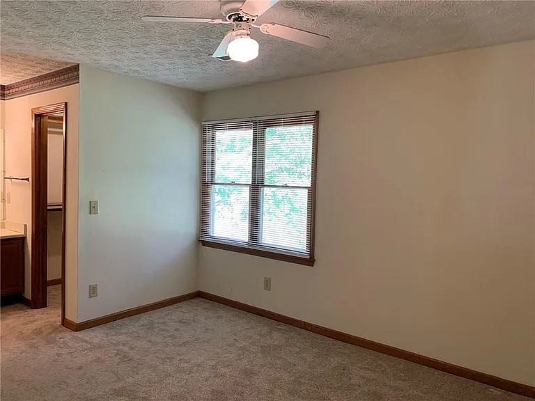 1103 Booth Ct SW — Photo 25