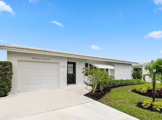 2374 SW 11th Ave, Boynton Beach, FL 33426