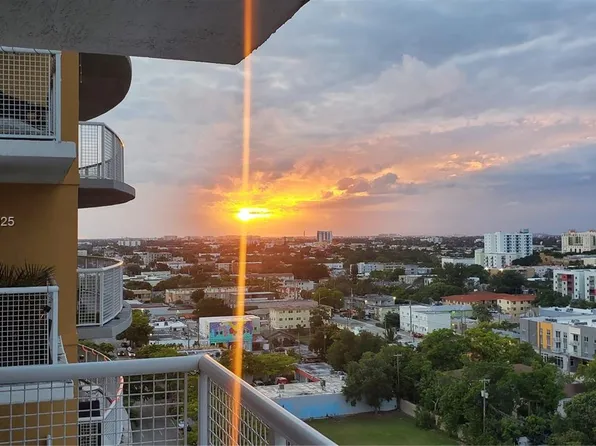 900 SW 8th St APT 1408, Miami, FL 33130