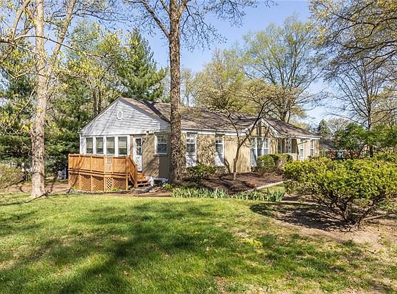 4th image of 921 Albey Ln