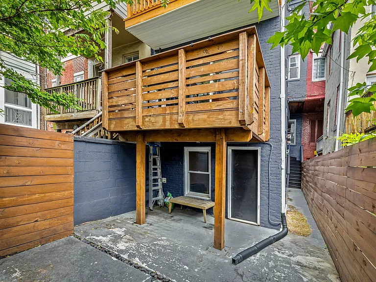 108 S Washington St — Photo 46