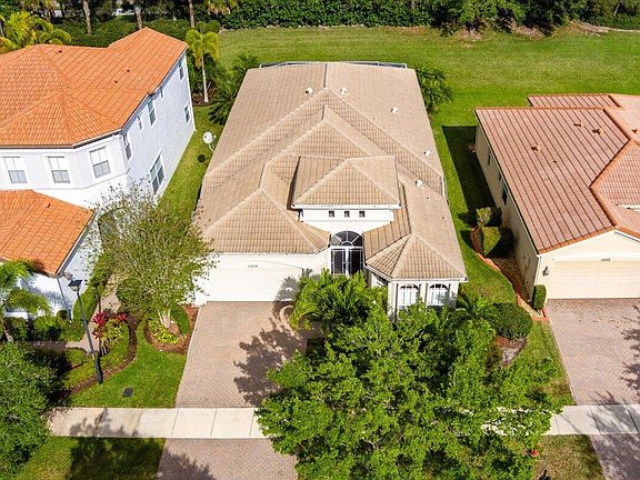 3rd image of 11228 SW Kingslake Circle
