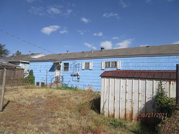 2nd image of 409 Dolomita St