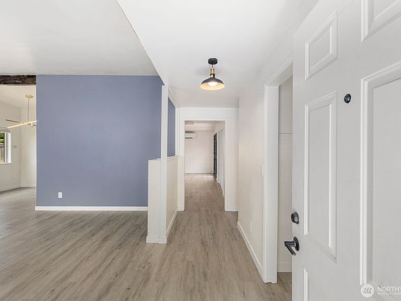 5th image of 101 161st Street SE