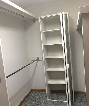 Master walk in closet