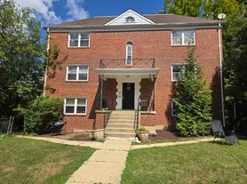 704 Chaney Dr, Takoma Park, MD
