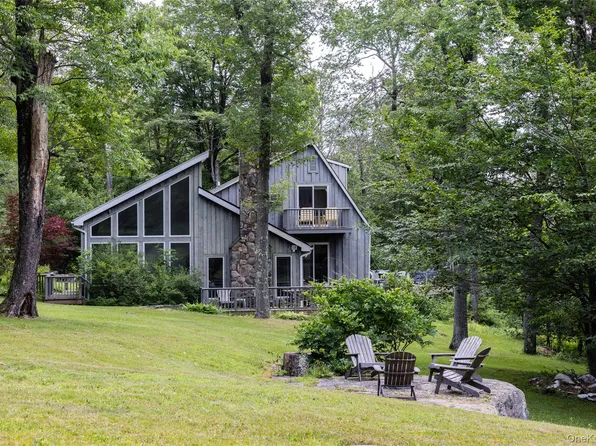 280 Elk Point Road, Livingston Manor, NY 12758