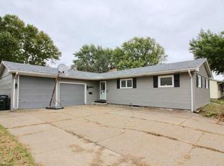 2023 N Ohio Ave, Davenport, IA