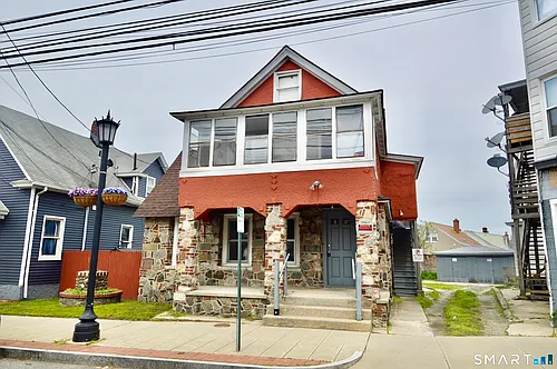 2310 Barnum Ave #1 Photo 1