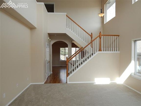 3rd image of 6330 Montarbor Dr