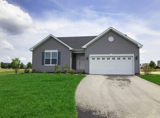 582 Coach Rd, Yorkville, IL 60560