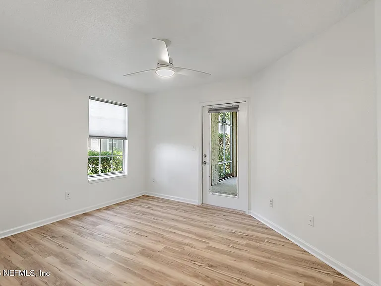 900 Ironwood Dr #917 — Photo 12