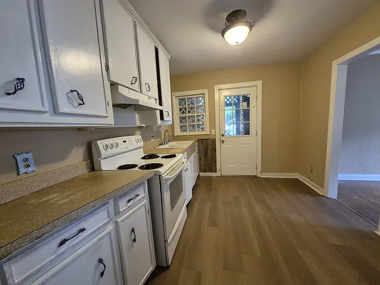 3507 N Wareingwood Dr — Photo 6