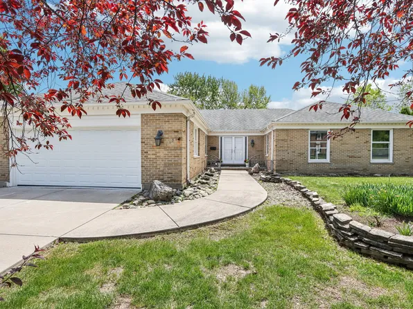 1139 W Illinois Ave, Palatine, IL 60067