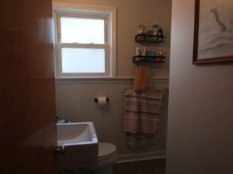 718 E Foster Ave #2 — Photo 10