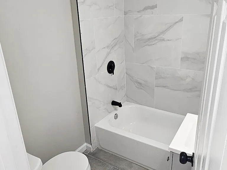 308 Pennington Ave #B — Photo 7