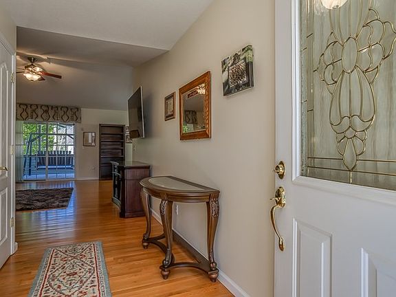 2nd image of 3012 Pomo Cir