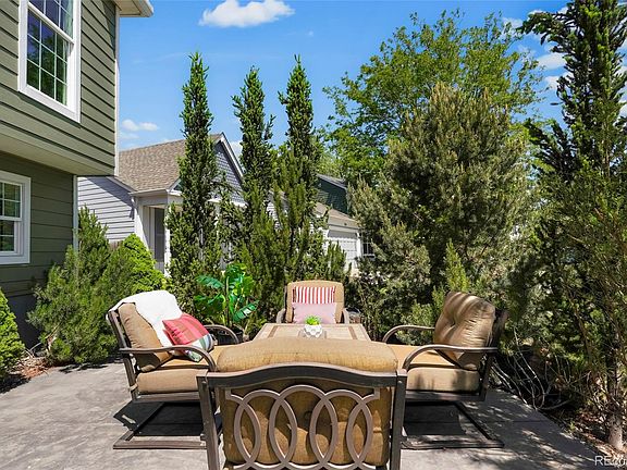 4th image of 768 Barberry Circle