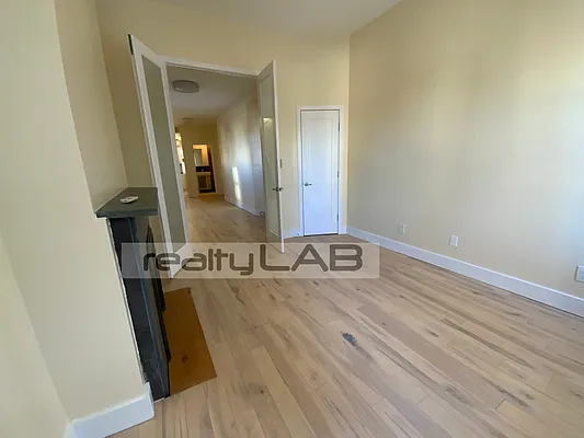 Rented by Realty Lab LLC | media 7