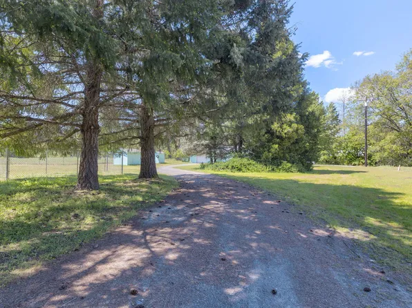 637 Covered Bridge Rd, Rogue River, OR 97537