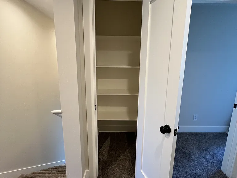 1185 Abigail Ln #A — Photo 28