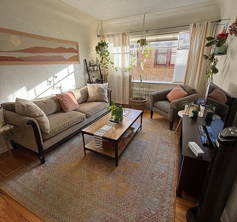 1st image of 1130 N Pennsylvania St APT 204