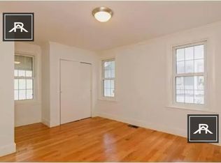 4 Braemore Rd #1, Brighton, MA 02135