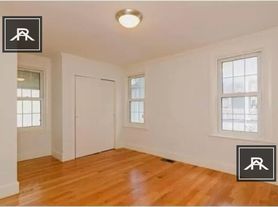 4 Braemore Rd, Brighton, MA