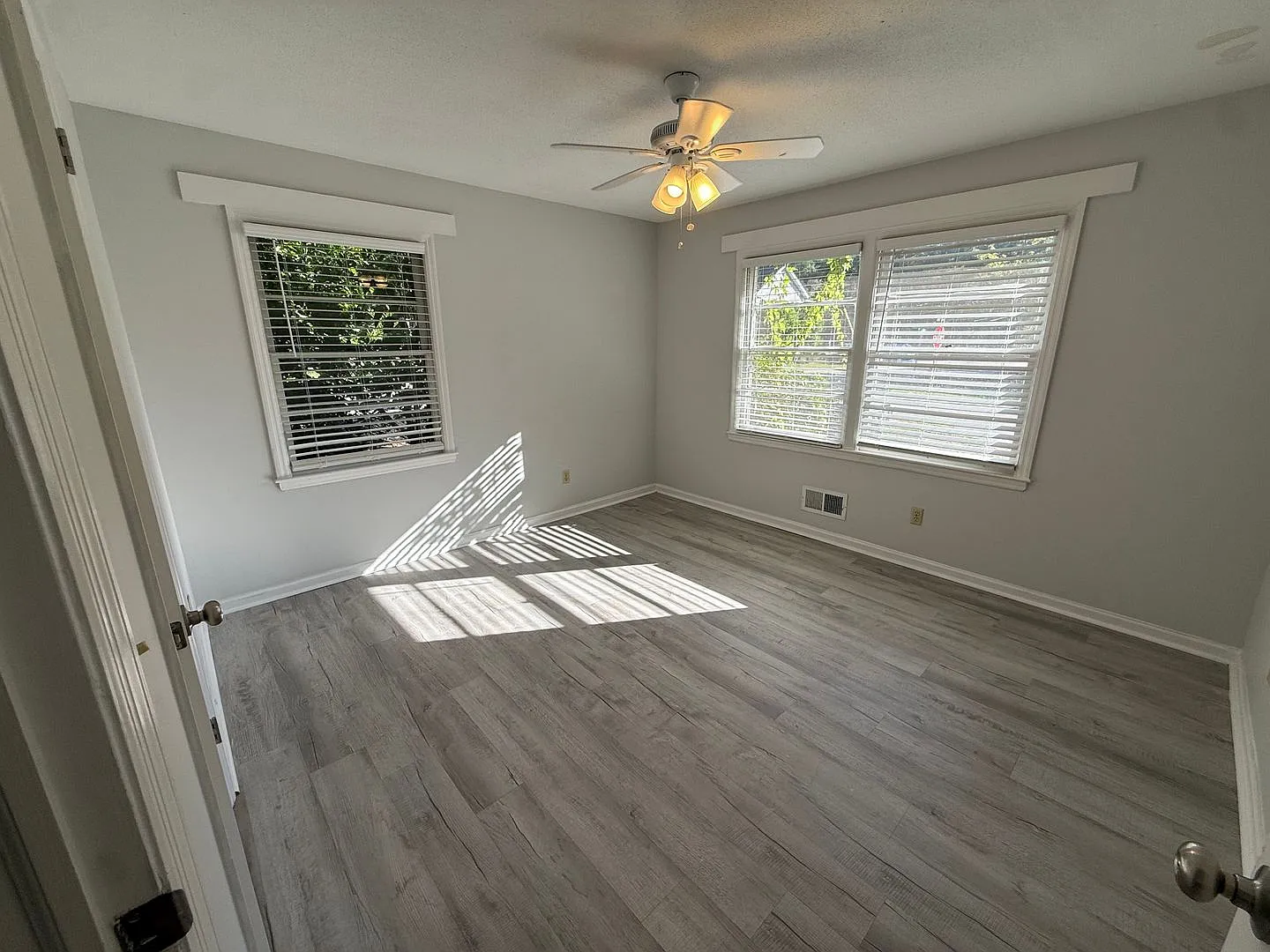 Charming Home in the Heart of the Congaree River District Prime Location! - 300 — Photo 4
