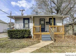 1215 W Ash St, Springfield, IL 62704