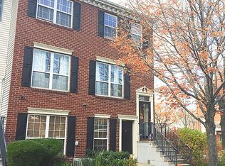 22 Cypress St, Jersey City, NJ 07305