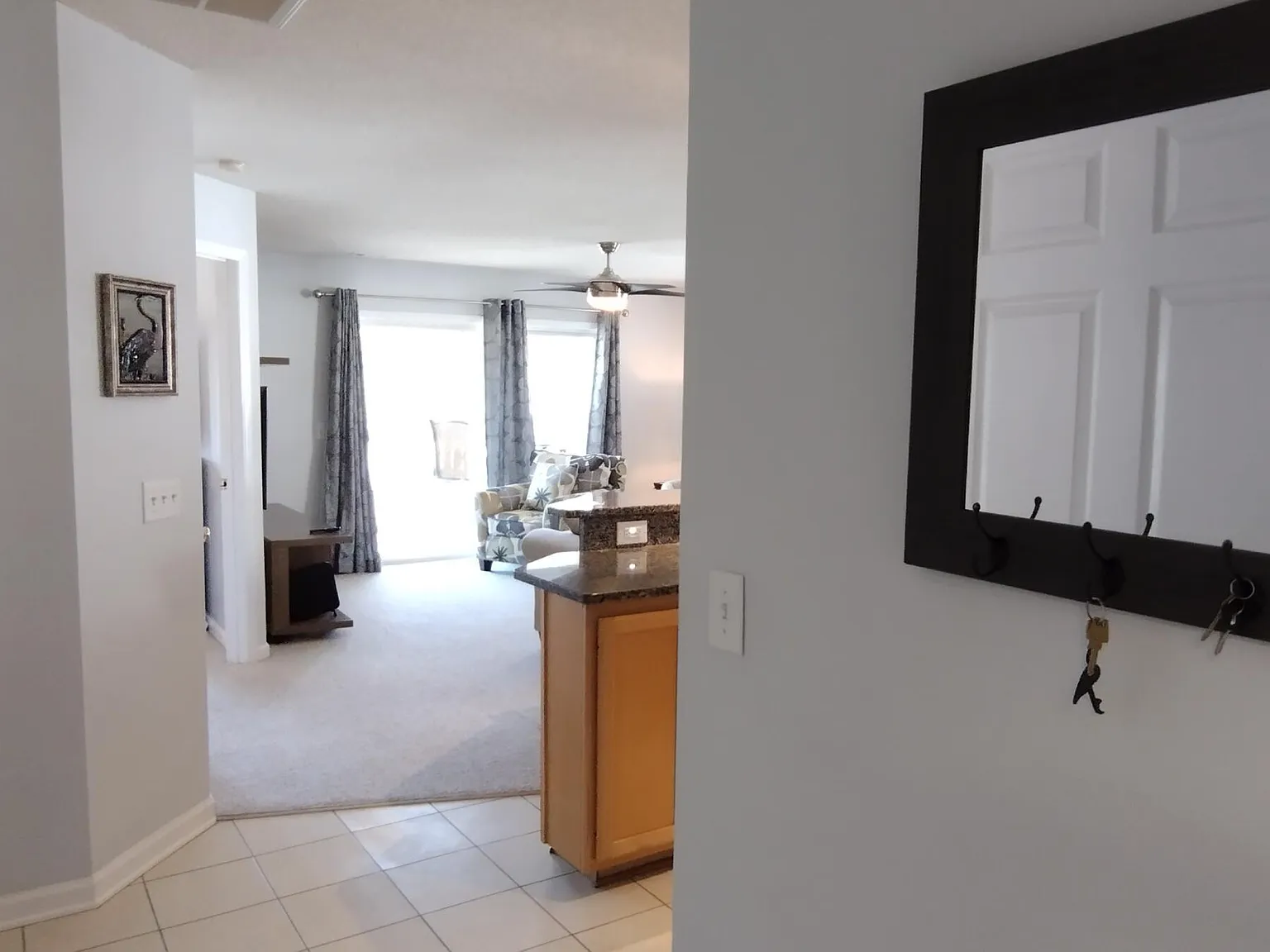 1 bed, 1.0 bath, 900 sqft, $1,950 — Photo 2
