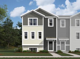 10348 Birchwood Cir, Victoria, MN 55318