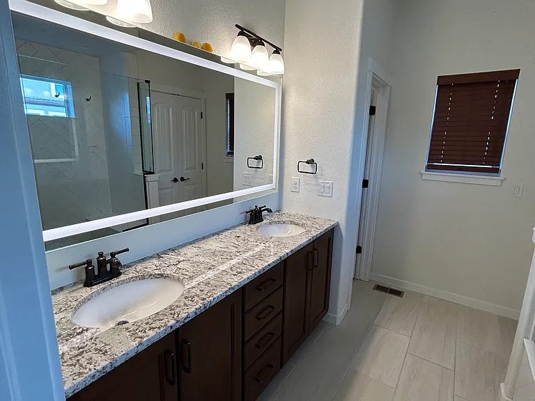 3927 Ivy Hill Dr — Photo 18