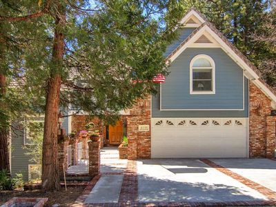512 Golf Course Rd, Lake Arrowhead, CA, 92352
