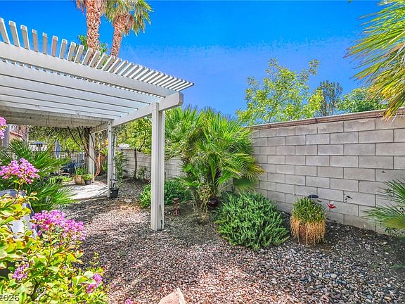 5th image of 1745 Lily Pond Cir