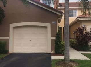 3736 San Simeon Cir, Fort Lauderdale, FL 33331